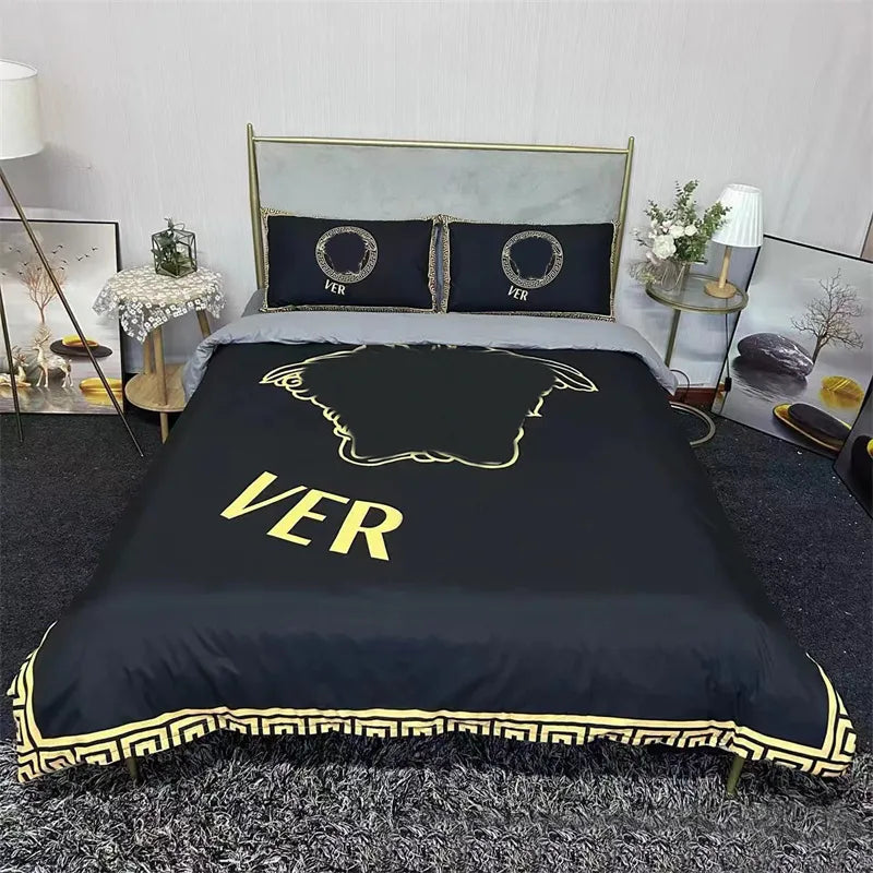 Brand Luxury Pattern Designer Bedding Sets 4pcs Set Golden Printed Twin Cotton High Quality Cover Bed Sheet Fashion Pillow Cases Cover