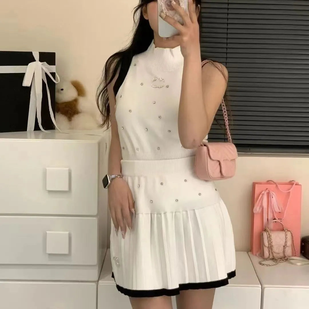 2024 Designer Paris Ladies Spring Summer 2 C letter embroidery sleeveless knit slim vest T-shirt + pleated skirt women outdoor golf leisure luxury two-piece set