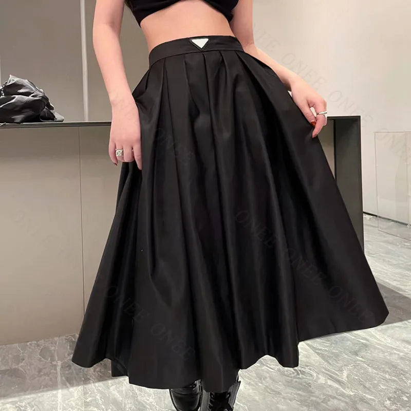 Women's Black Half Skirt Mini Skirt Designer Street Fashion Sexy Short Skirt