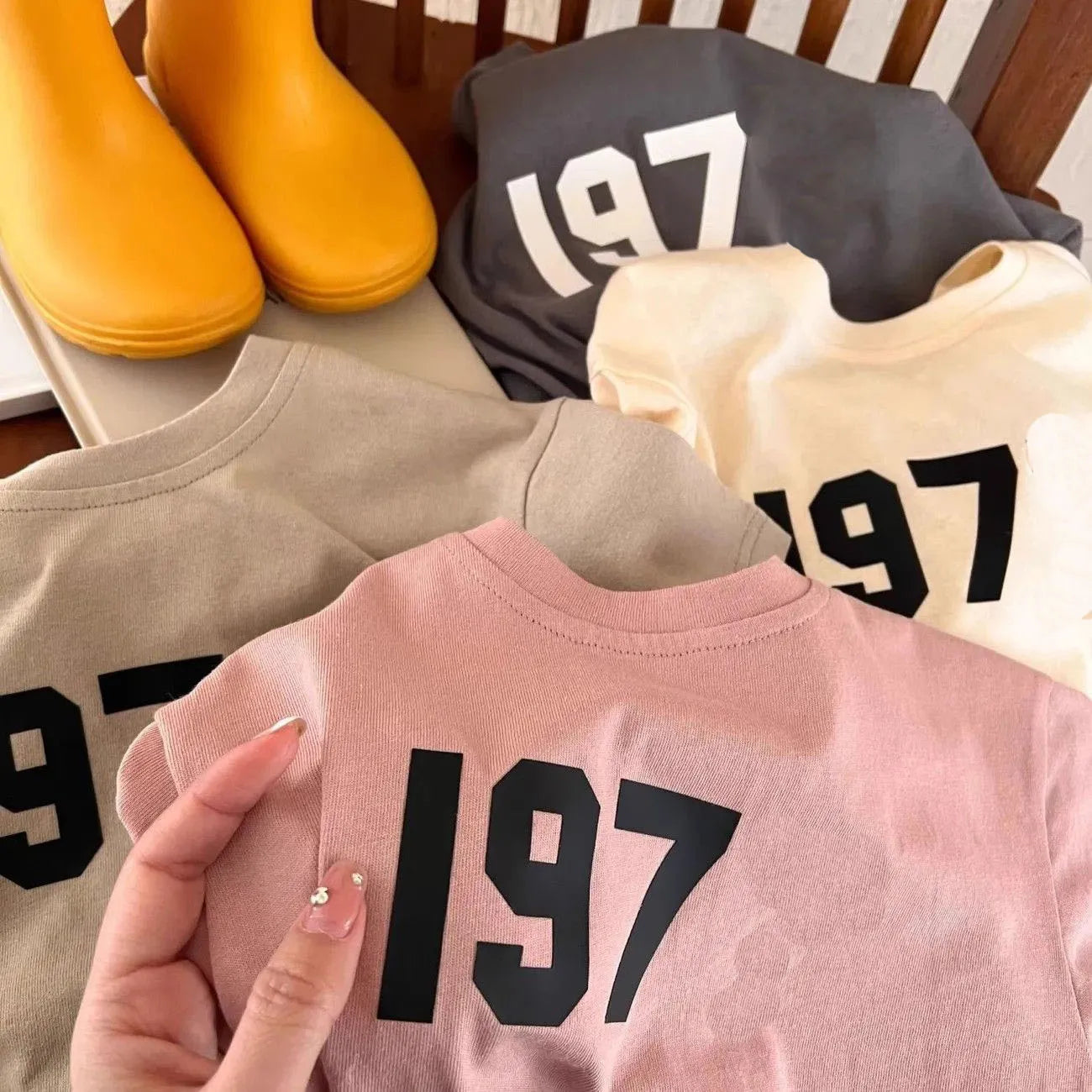 1977 Kids Two Piece Short Sleeve Set 2024 Summer Sports Fashion infant Clothes