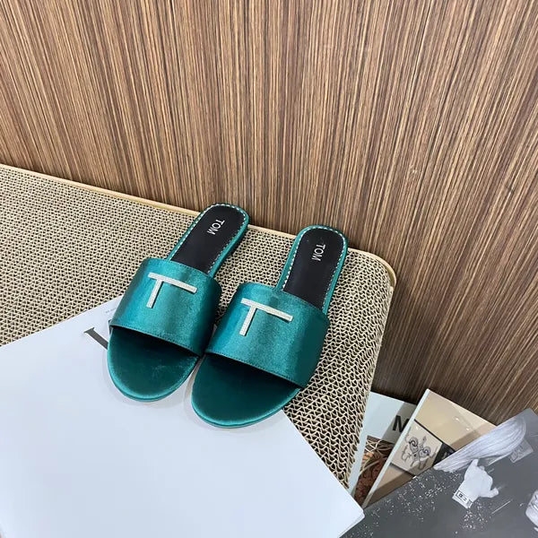 2024 New fashion Sandals Designer Women's tom black flip flop men ford miui Rubber Flat Sliders luxury sandale Hotel Mule Slide Summer mius loafer Beach Slipper