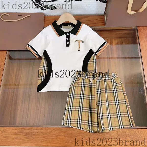 2023ss girls dress sets high end embroidery t shirts with long pleated skirts two pieces sets brand designer kids cotton t shirts white color mesh skirts flower print