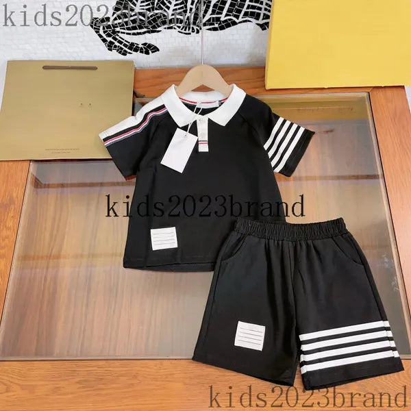 2023ss girls dress sets high end embroidery t shirts with long pleated skirts two pieces sets brand designer kids cotton t shirts white color mesh skirts flower print