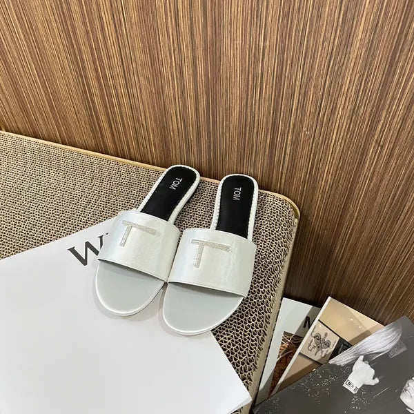 2024 New fashion Sandals Designer Women's tom black flip flop men ford miui Rubber Flat Sliders luxury sandale Hotel Mule Slide Summer mius loafer Beach Slipper