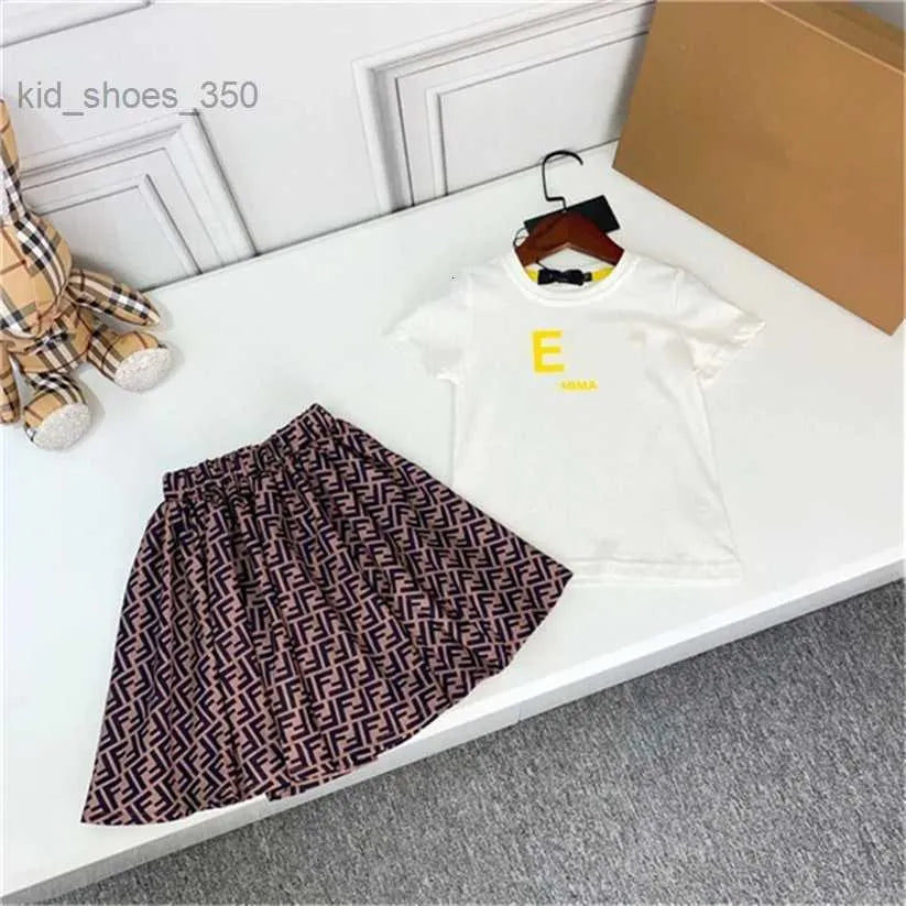 boys clothes Designer Kids Clothing Sets Classic Brand Baby Girls Clothes Suits Fashion Letter Skirt Dress Suit Childrens Clothes 2 Colors High Quality B03