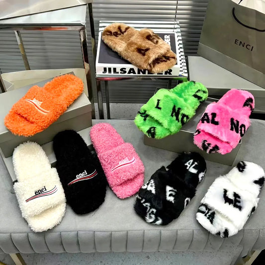 2024 New fashion Slippers fluffy sandale teddy bear womans vintage Slipper tazz Designer sandal house slides travel black Winter flat fuzzy outdoors Casual Shoe box