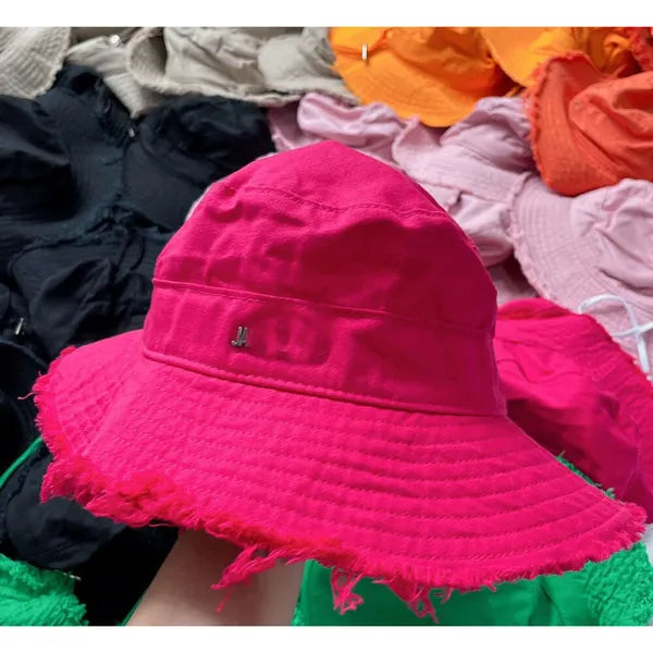 Casquette Bucket Hat For Women Bob Wide Brim Hats Frayed Cap Designer Sun Prevent Bonnet Snapbacks Outdoor Fishing Dress Beanies 66