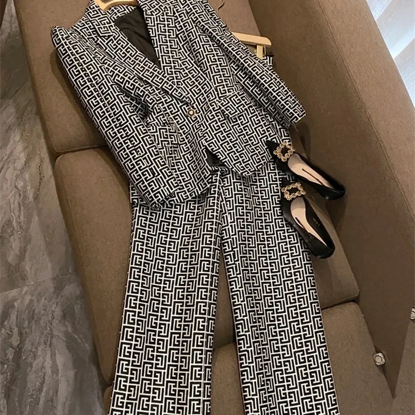 Women's Two Piece Pants JUNE LIPS Brand High Quality Women Embroidery Pattern Long Blazer Elegant Set Designer Suits Wholesale XS-3XL 220924