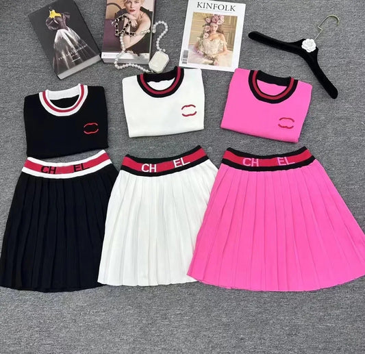 2024 designer summer new letter embroidery round neck short sleeve high quality knitwear + elastic waist pleated skirt two-piece set for women