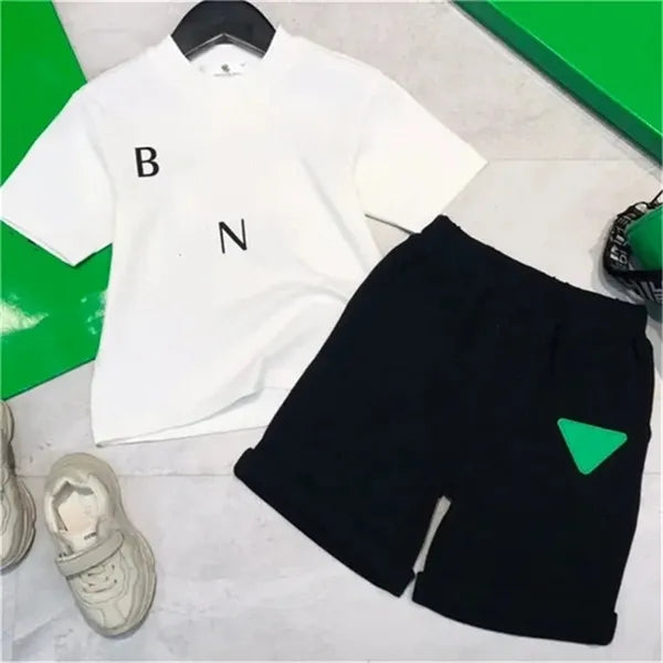 boys clothes Designer Kids Clothing Sets Classic Brand Baby Girls Clothes Suits Fashion Letter Skirt Dress Suit Childrens Clothes 2 Colors High Quality B03