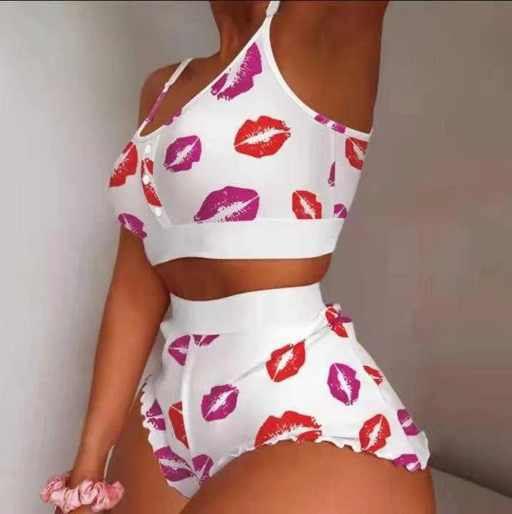 Bras Sets Underwear Set Women Sexy Soft Tank Crop Top Bra Set Cute Strawberry Print Bra Set Lace Seamless Bralette Pajamas Lingerie L230220