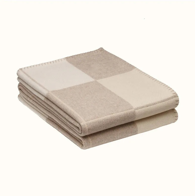 2021 Letter Cashmere Designer Blanket Soft Woolen Scarf Shawl Portable Warmth Thickening Plaid Sofa Bed Fleece Knitted Blanket 135-170CM