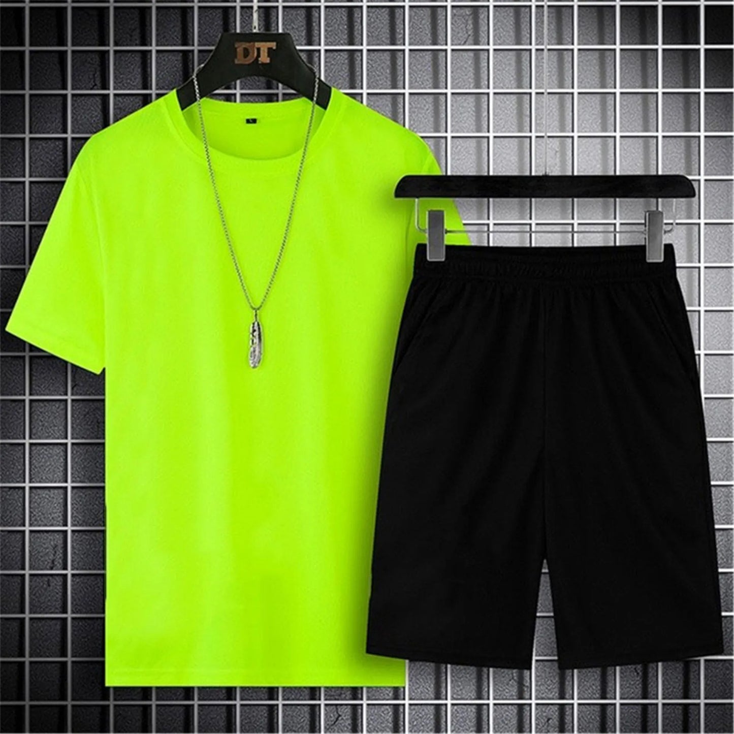 Fashion Summer Men's Tracksuits Short Sleeve Shorts Suit 2 Piece Set 2022 Classic Men's T-Shirt Beach Pants 2pcs Sports Casual Suits