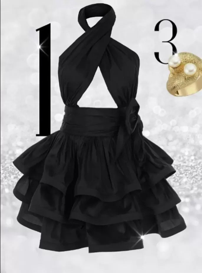 Sexy Simple Short Black Cocktail Dresses A-Line Halter Neck Draped Ruffles Pleats Open Back Knee Length Robe De Soiree Formal Party Gowns for Women Custom Made