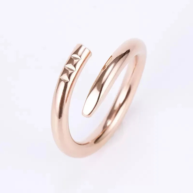 Band Nail Ring Love Ring Designer Jewelry Titanium Steel Rose Gold Silver Diamond Fashion Classic designer rings for Women woman Couples Lover Wedding Engagement