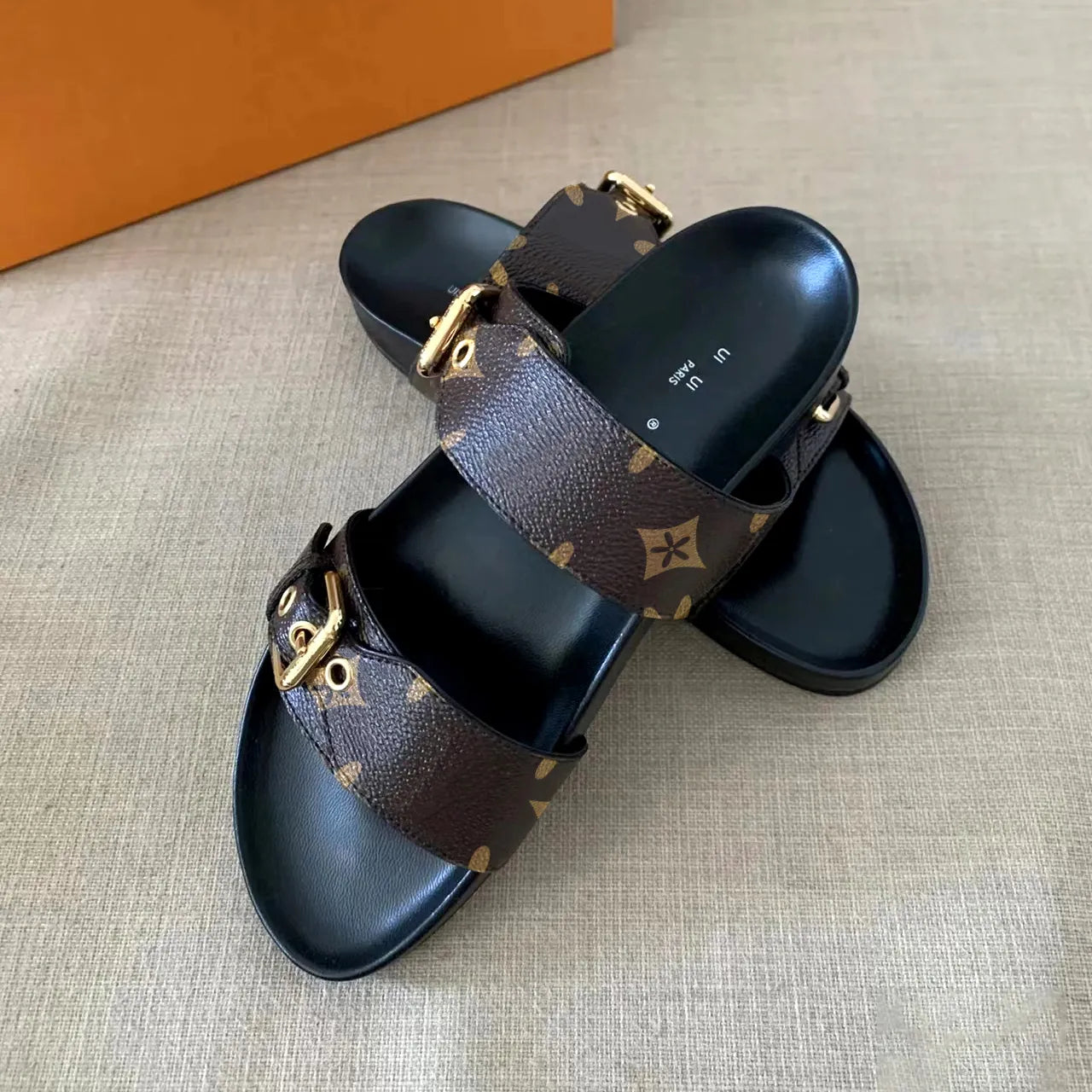 7a top quality gold-tone wedge sandal famous designer woman luxury Shoe 2 strap embossed Slippers newest flat heel slides man Summer Beach mule lady big size late Slide