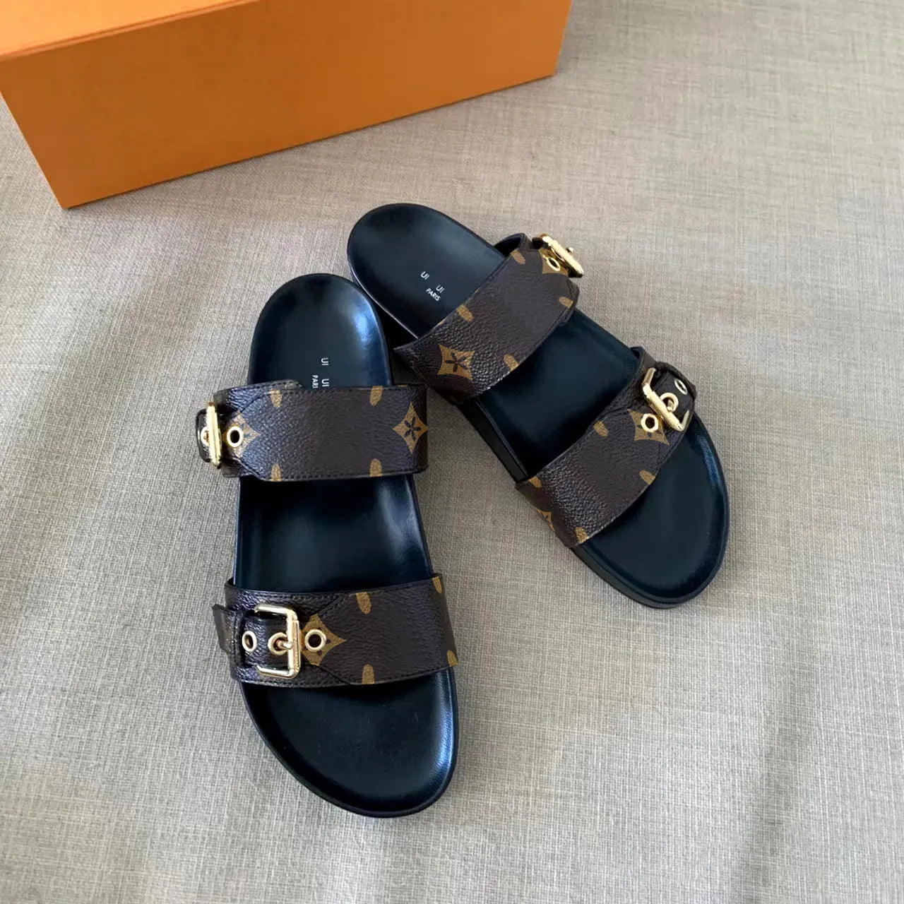 7a top quality gold-tone wedge sandal famous designer woman luxury Shoe 2 strap embossed Slippers newest flat heel slides man Summer Beach mule lady big size late Slide