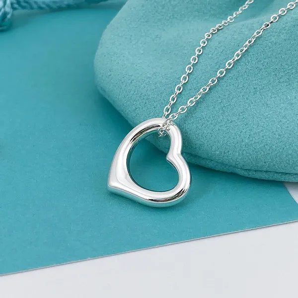 Love necklace heart pendant designer jewelry woman necklaces handbag circle charm luxury jewlery steel anniversary wedding gift womens necklaces designer chain