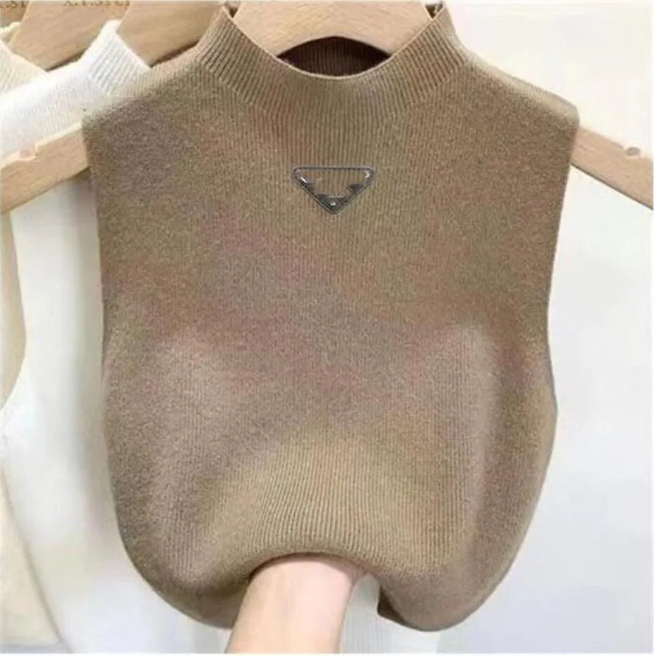 2023 NEW Summer short designer clothe woman vest womens knit shirt sexy top base shirt light thin Letter embroidery for womans vest top waistcoat jumper woman luxury