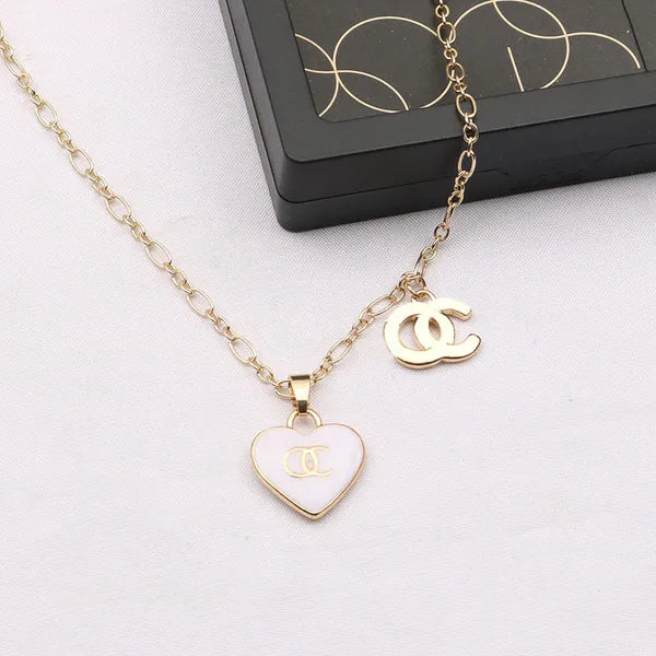 Luxury 18K Gold Plated Necklaces Jewlery Designer For Women Fashional Pendant Necklace Wedding Party Gift