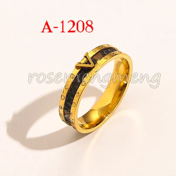 Designer Branded Letter Band Rings Women 18K Gold Plated Silver Plated Crystal Stainless Steel Love Wedding Jewelry Supplies Ring Fine Carving Finger Ring 3 Style