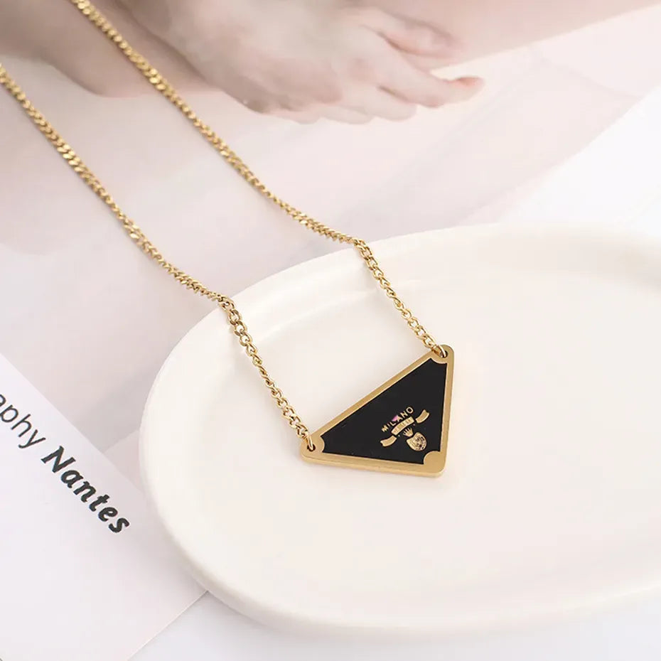 Designer silver color mens necklace women triangle letters love trendy punk men enamel cool street womens pendants necklaces ladies chains luxury jewlery